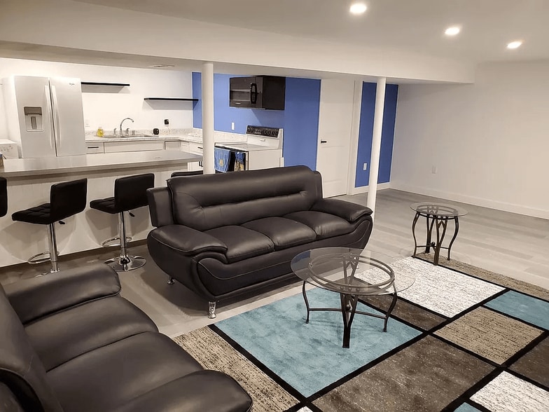 Primary Photo - 1260 Dogwood Rd