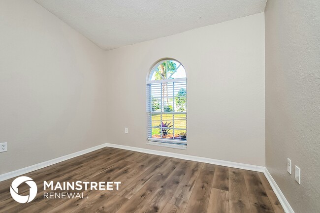 Building Photo - 3702 Imperial Dr