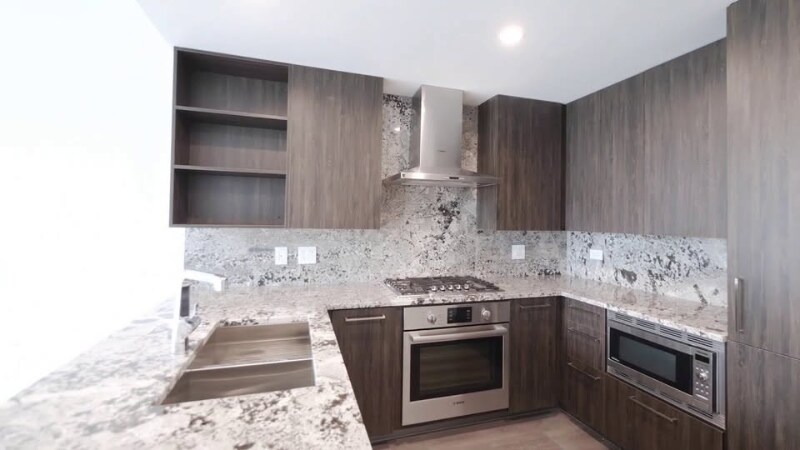 Building Photo - 749 N Hudson Ave