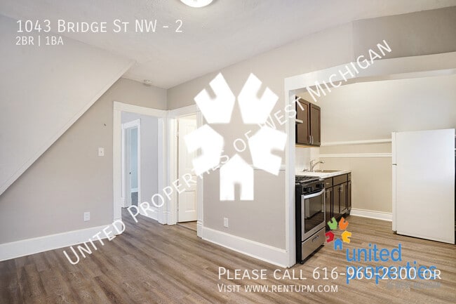 Building Photo - Available Now | Upper 2 Bedroom 1 Bath Apa...