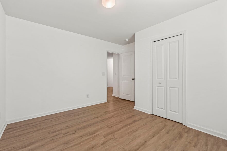 Building Photo - 1789 Sapphire Dr