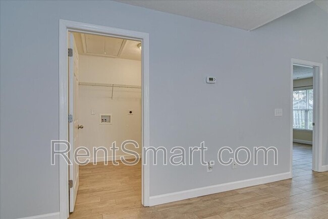 Building Photo - 969 Cammaron Way