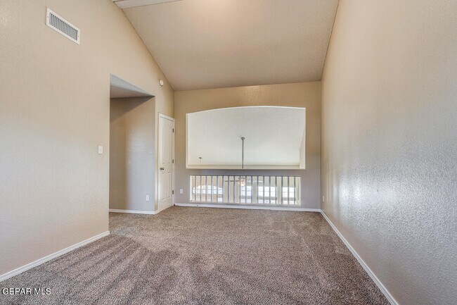 Building Photo - 10932 Duster Dr