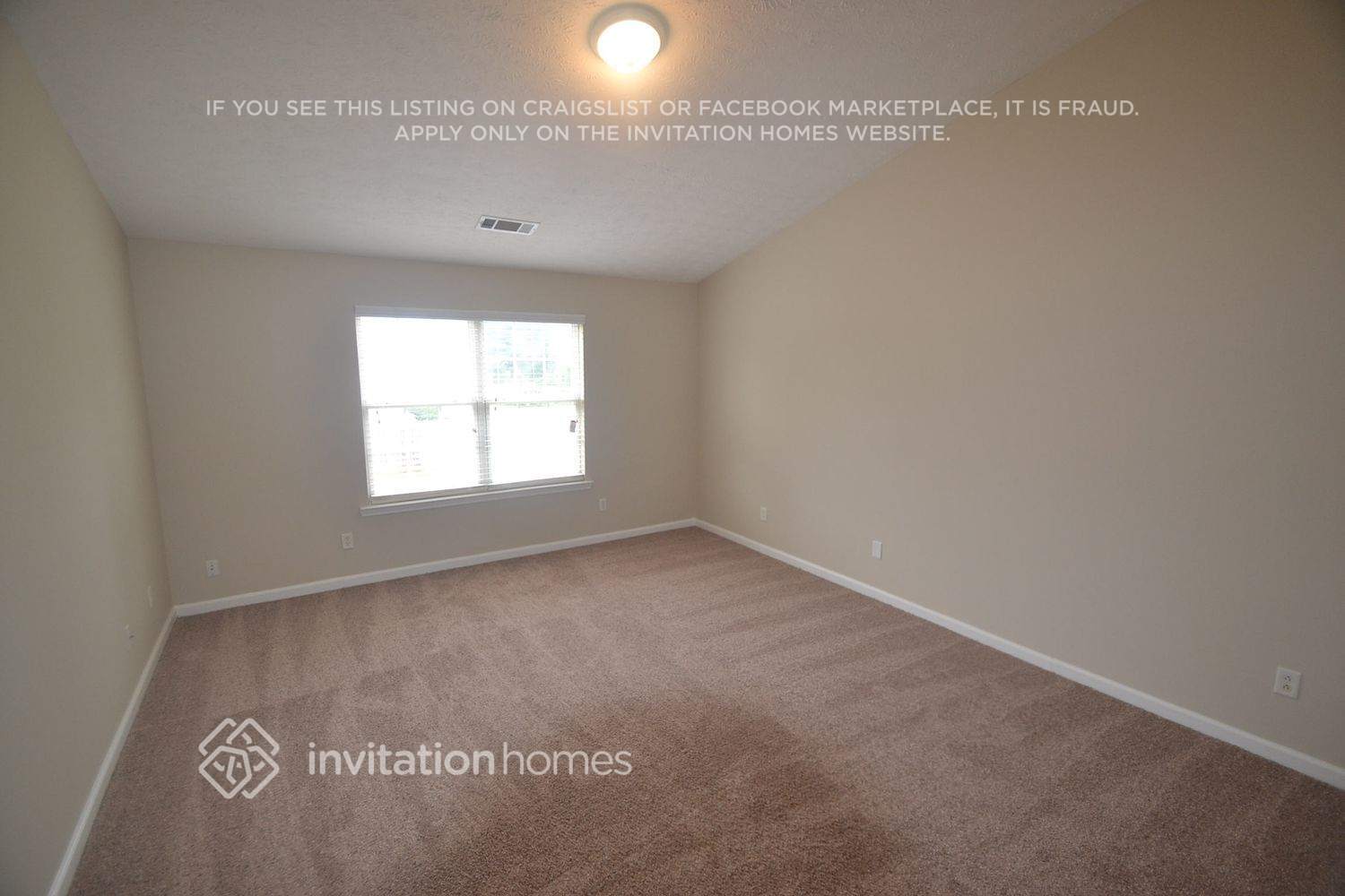 Building Photo - 304 Spring Moor Ln