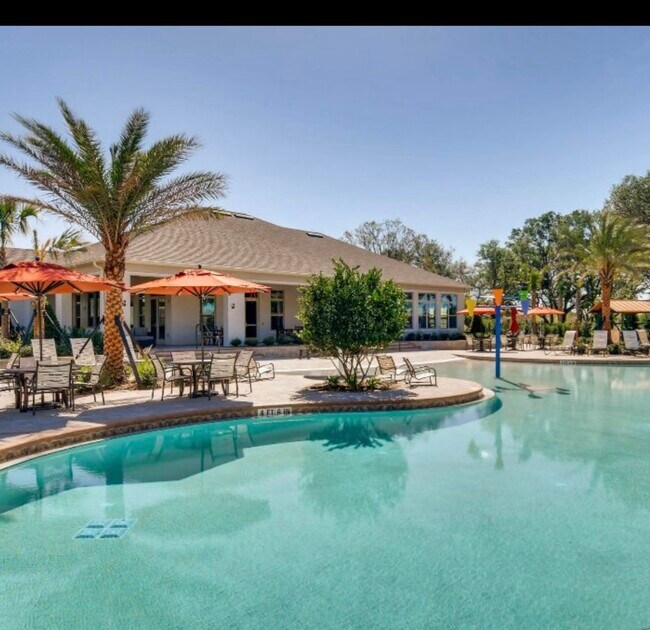 Building Photo - 1785 Southfork Dr