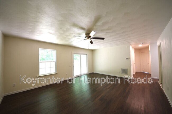 Building Photo - 1109 Lady Ashley Dr