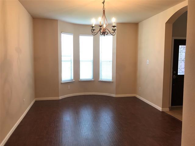 Building Photo - 843 Lake Forest Trl
