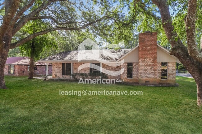Building Photo - 1514 Edgewood Pl