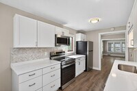 Building Photo - 3553 Dupont Ave S