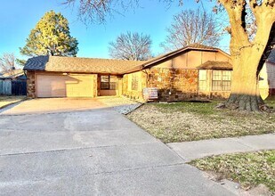 Building Photo - Stunning Newly Remodeled 3 Bedroom, 2 Bath Home!  More Pictures Coming!