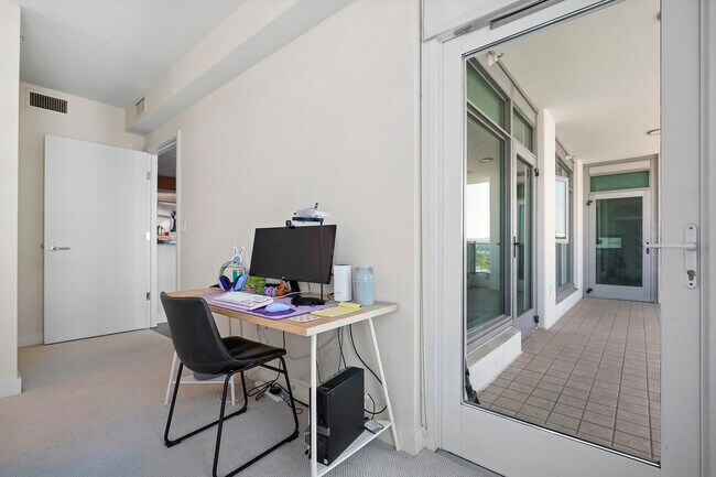 Building Photo - 3141 Michelson Dr