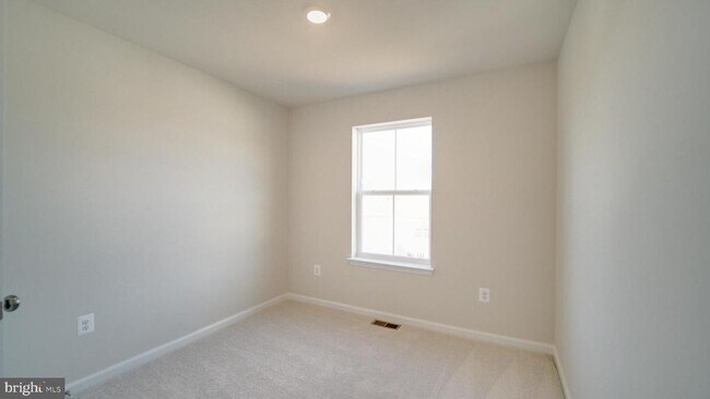 Building Photo - 103 Brashear Ct