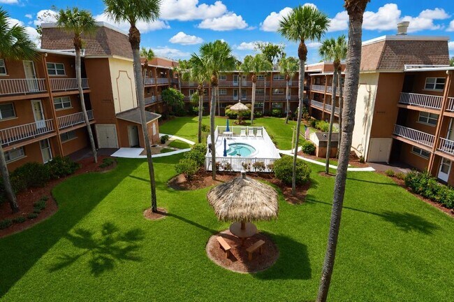 Building Photo - 12760 Indian Rocks Rd