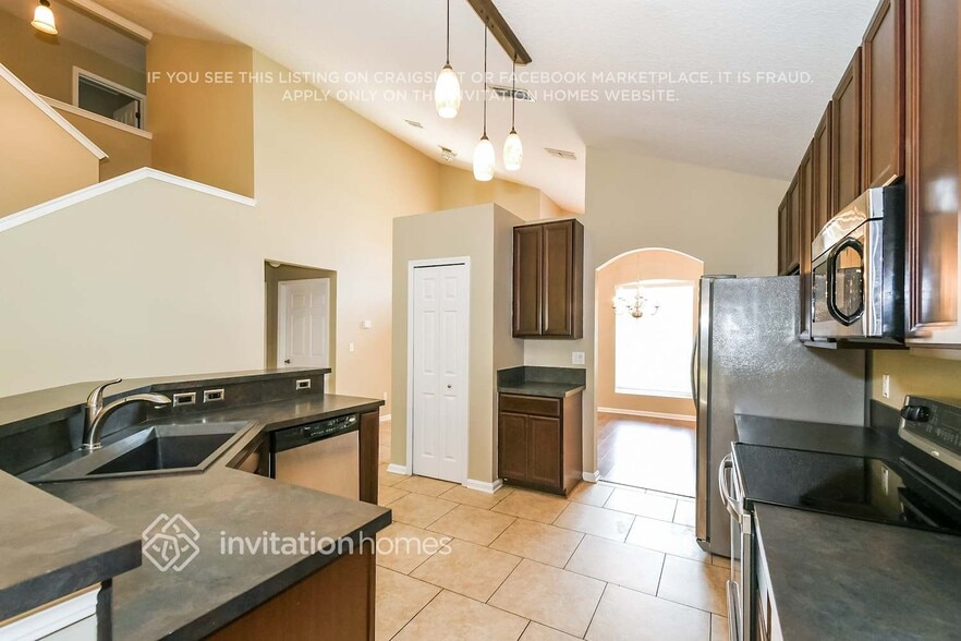 Building Photo - 545 Juniper Spring Ct