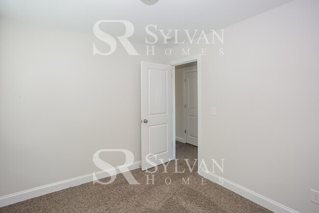 Building Photo - Everything you have been dreaming of is he...