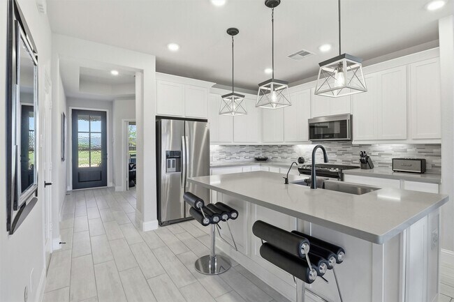 Building Photo - 10126 Water Harbor Dr