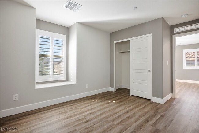 Building Photo - 632 Cultures St