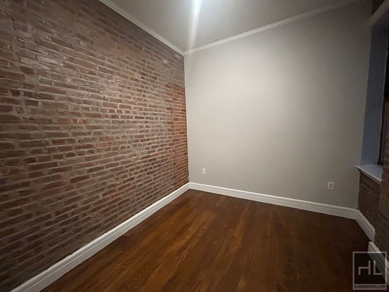 Building Photo - East 18th Street