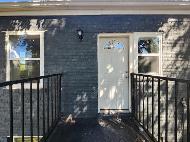 Building Photo - 5501 Foote St NE