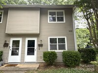 Building Photo - 1613 N Sharon Amity Rd