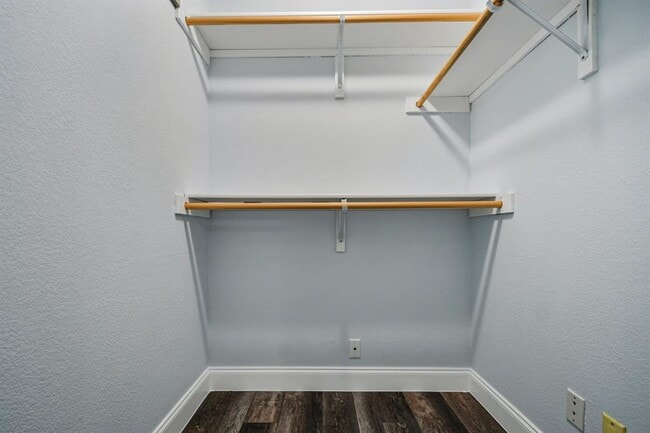 Building Photo - 16800 Bailey Jean Dr