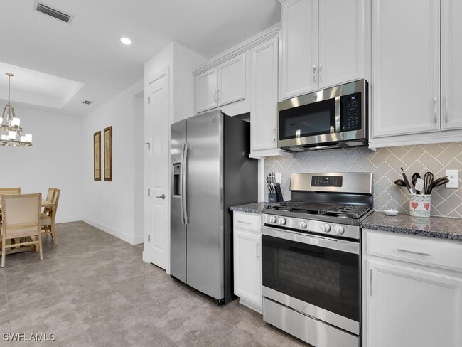 Building Photo - 15169 Sacile Ct