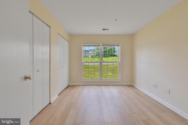 Building Photo - 136 Brookland Ct