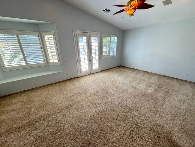 Building Photo - Elegant 4Bed/5Bath/3Car gated residence located near Silverado Ranch