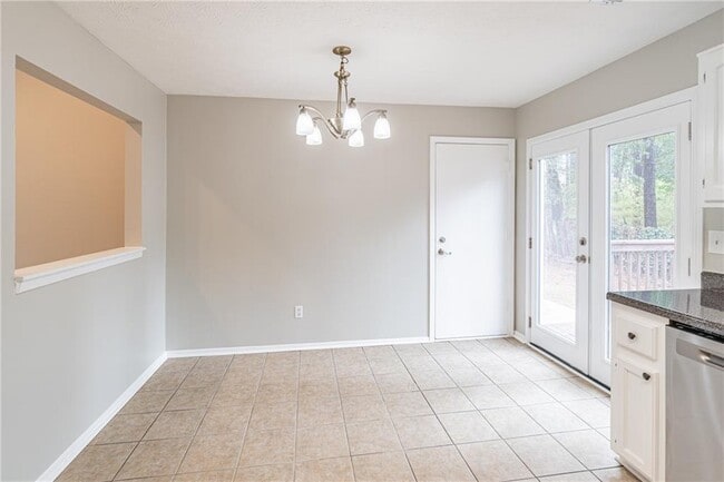 Building Photo - 210 Littlewick Way