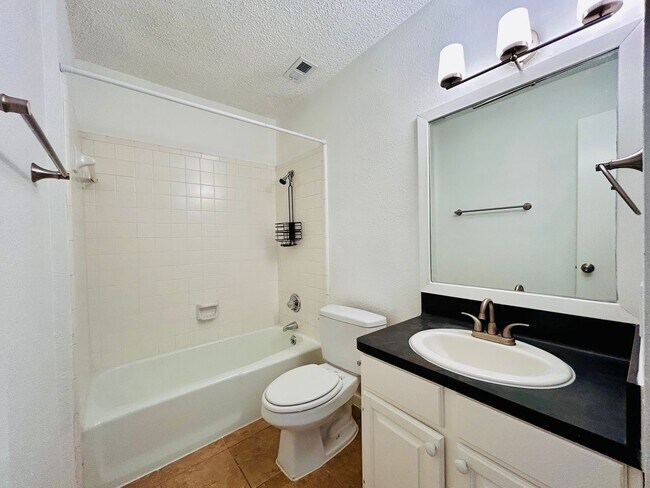 Building Photo - 8325 Fathom Cir