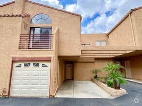 Building Photo - Charming 3-bedroom 2.5-bathroom Agoura Hil...