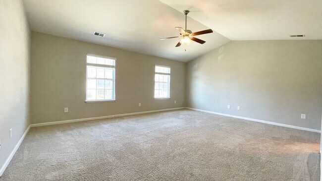 Building Photo - 263 Solstice Dr