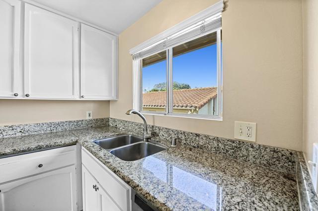 Building Photo - 1866 Forestdale Dr