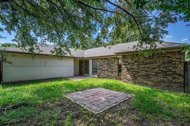 Building Photo - 3420 Jonquil Ln