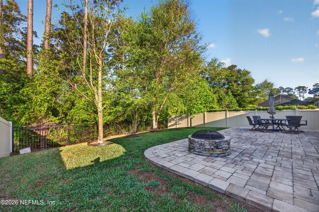 Building Photo - 83650 Nether St