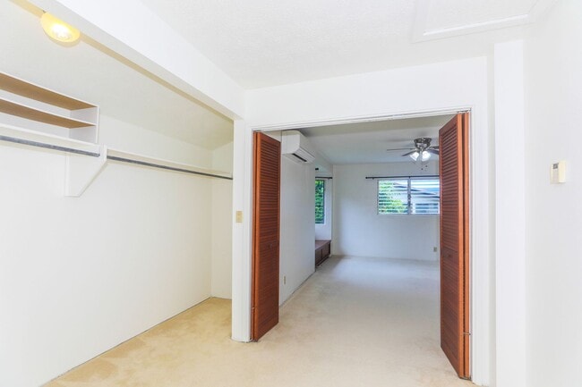 Building Photo - Kaneohe Woods – 3BR/2.5BA home with Mounta...