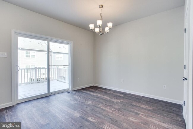Building Photo - 5039 MacDonough Pl