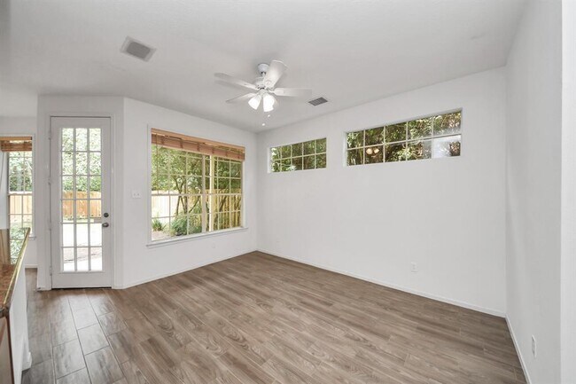 Building Photo - 103 Lakeridge Dr