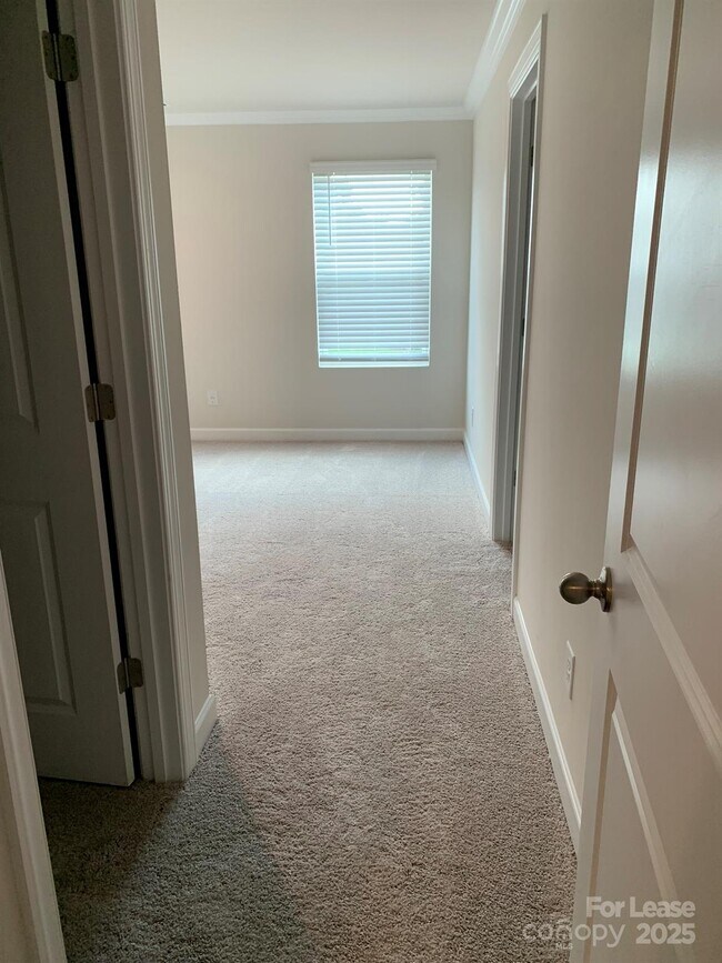 Building Photo - 2316 Belterra Dr