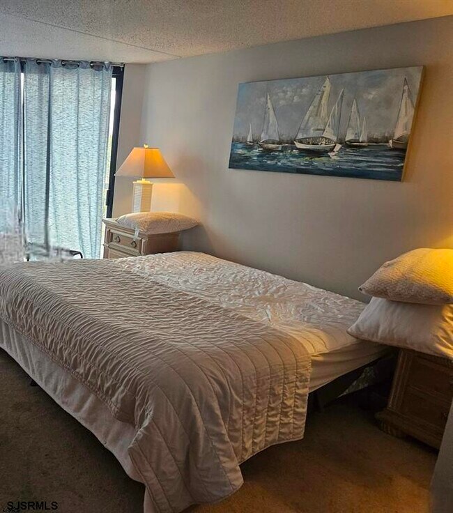 Building Photo - 935 Ocean Ave