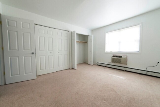 Building Photo - 21746 S Jeffrey Ave