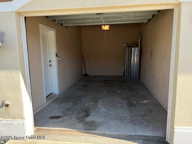 Building Photo - 1035 Venetian Dr