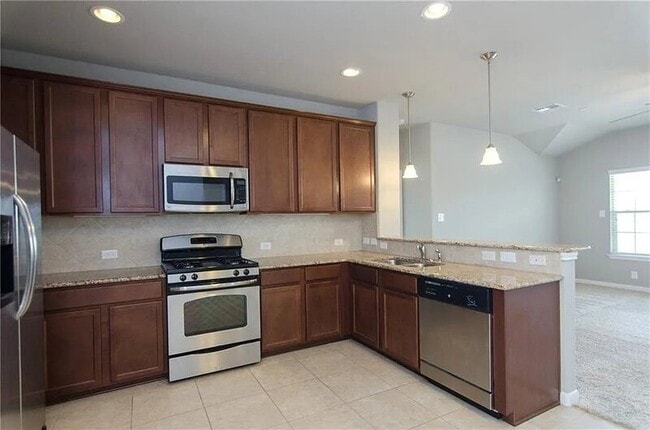 Building Photo - 3101 Davis Ln