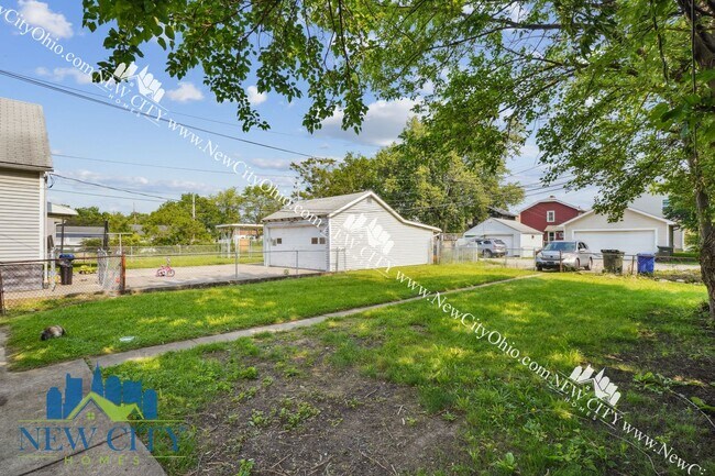 Building Photo - 940-942 Leona Avenue, Columbus, OH 43201