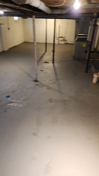 Building Photo - 23156 Bolam Ave