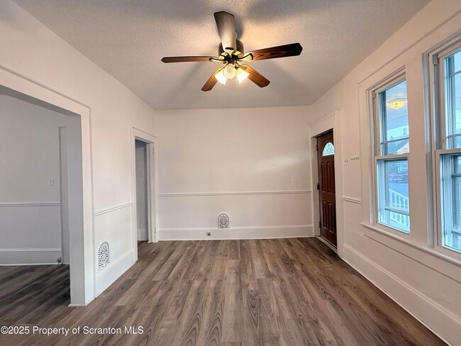 Building Photo - 1104 Dartmouth St