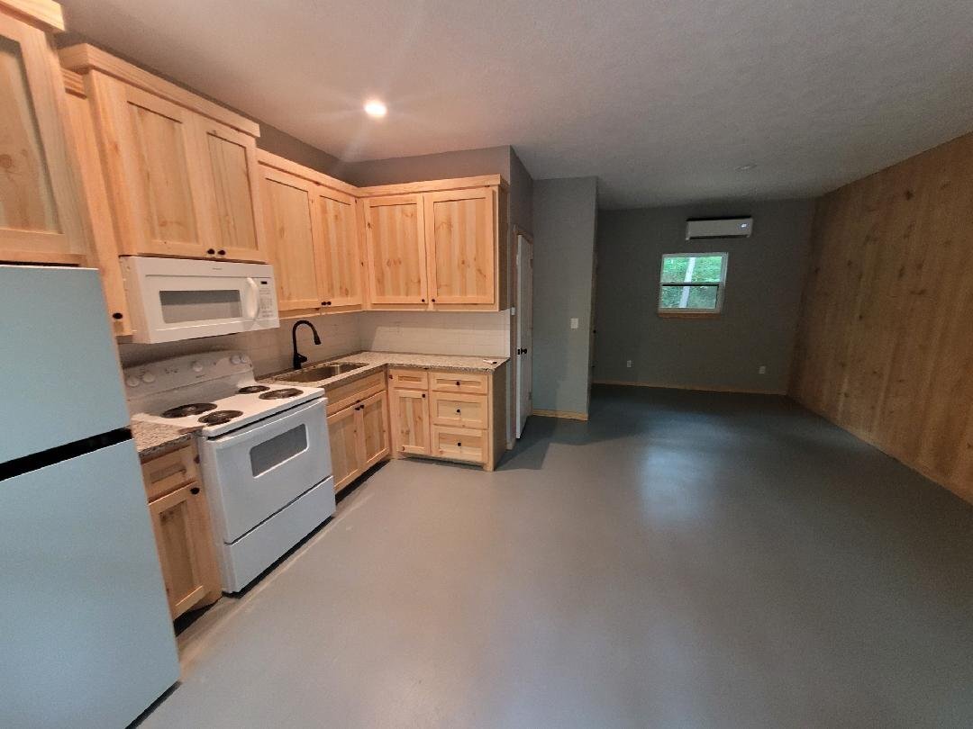 Building Photo - 340 Pr Rd 6790