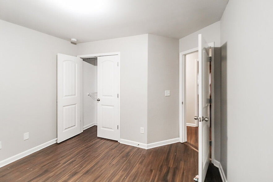 Building Photo - 64 Hamil Ct NW