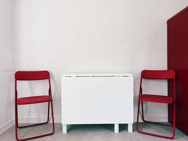 Building Photo - 765 NW 44th St