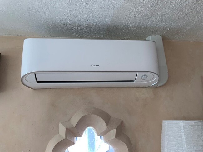 Building Photo - Furnished Museum Hill Casita